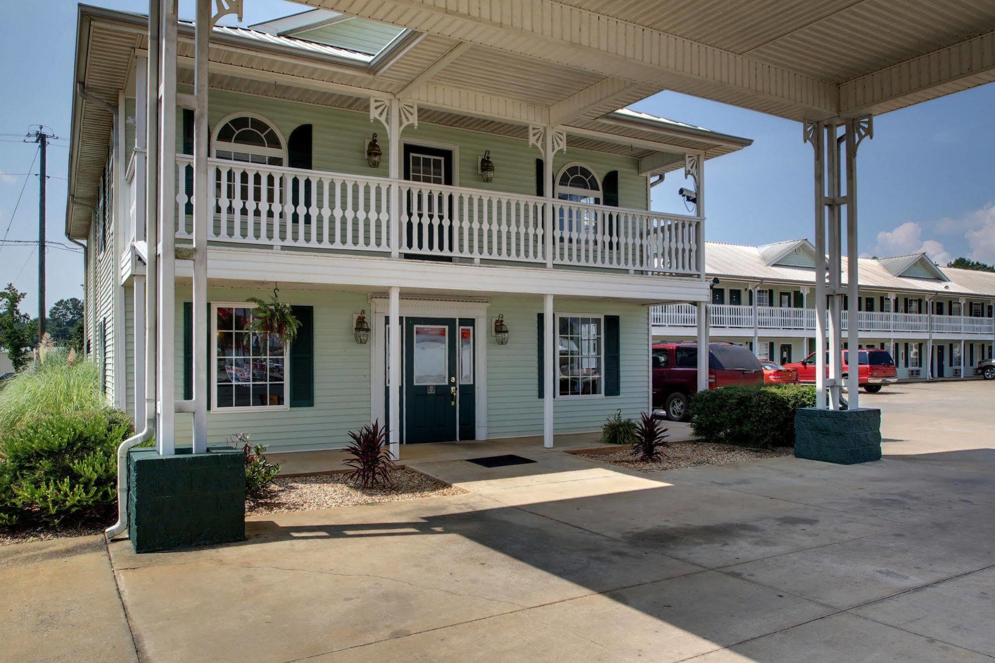 Key West Inn - Childersburg المظهر الخارجي الصورة