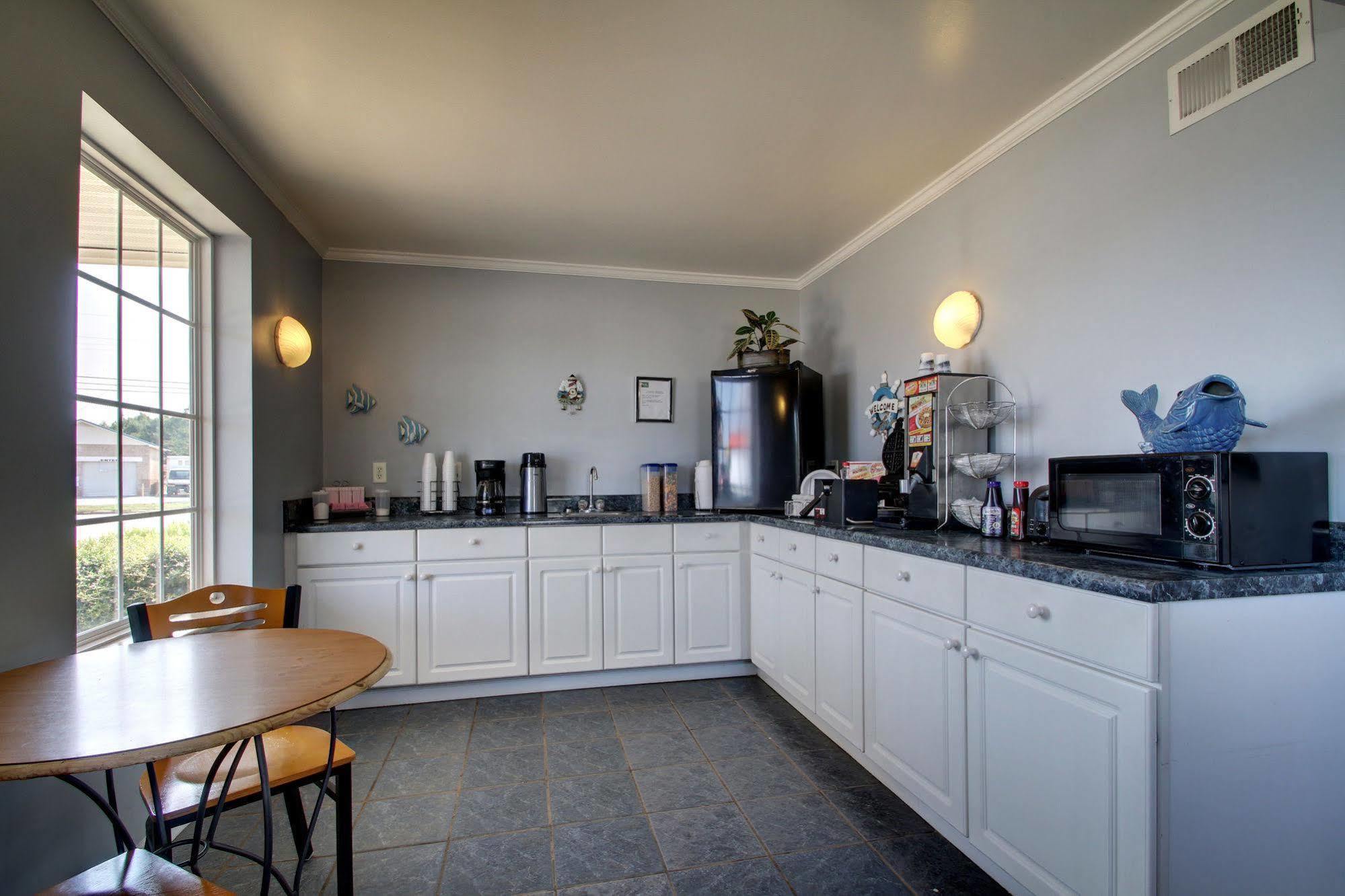 Key West Inn - Childersburg المظهر الخارجي الصورة